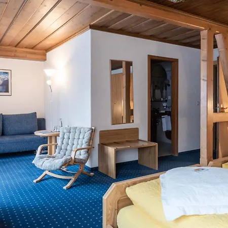 Hotel Ermitage 3*