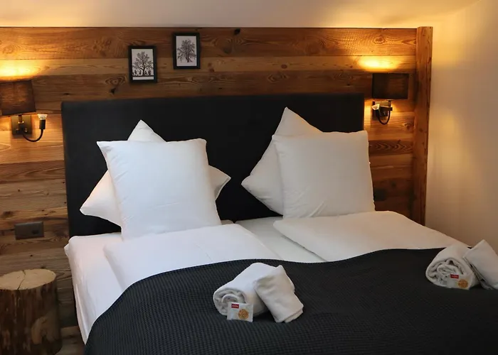 Hotel Typically Swiss Ermitage 3*