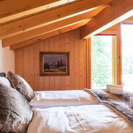 Typically Swiss Ermitage ホテル